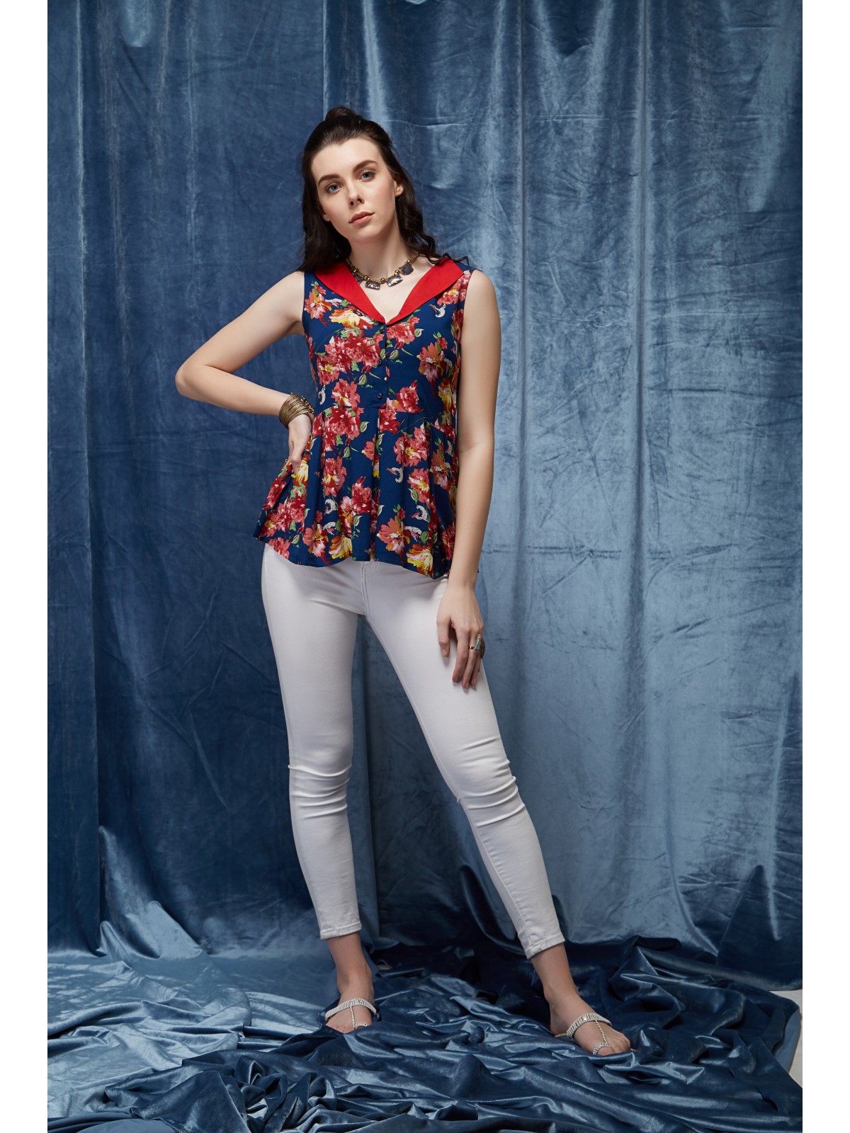 Wide Collar Blue And Red Flower Printed  Top
